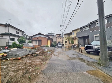 東側4m公道。