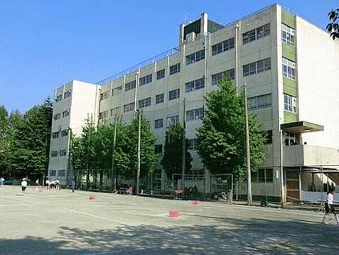 さいたま市立木崎中学校まで1400m