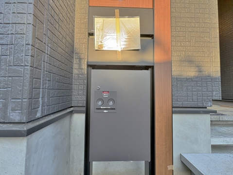 宅共通設備：配ボックス（写真は1号棟）