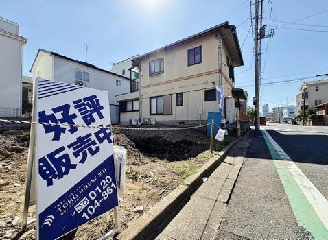 陽光降り注ぐ開放的な立地で、新しい暮らしを始めませんか。周辺は閑静な住宅街で、子育て世代にも安心の環境です。理想の住まいを叶えるチャンスです。