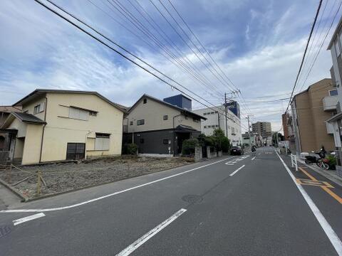 前道路含む現地現況。2026年10月中旬撮影