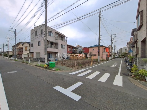 前面道路広くて車庫入れもらくらく