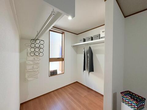 建物内部の収納には拘りました。お荷物が多い方にも安心です。