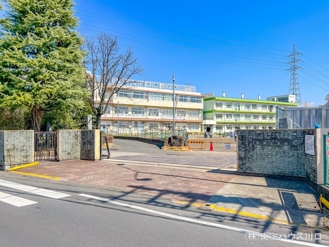 川口市立新郷小学校 600m
