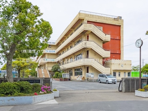 三郷市立早稲田中学校 1630m