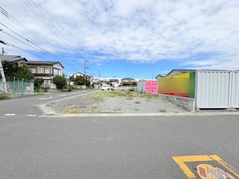 小学校＆中学校徒歩7分圏内。コンビニ徒歩3分。