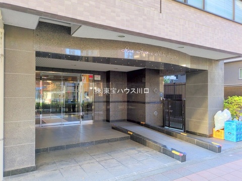 エントランス（外）