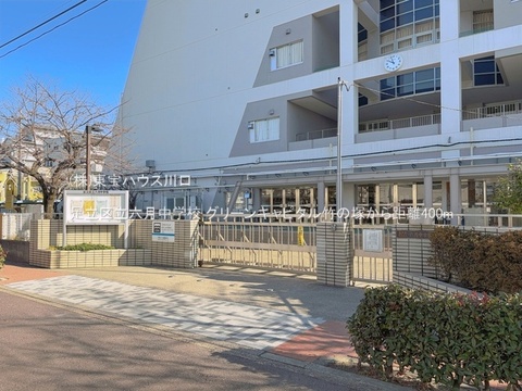 足立区立六月中学校 400m