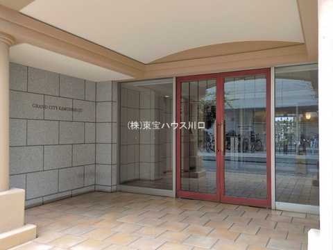エントランス（外）