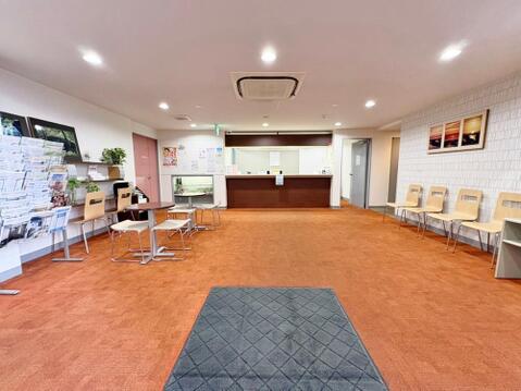 安心してお住まいになれる管理棟まで完備しており、24時間有人管理となっております。