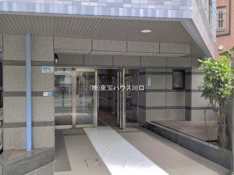 エントランス（外）
