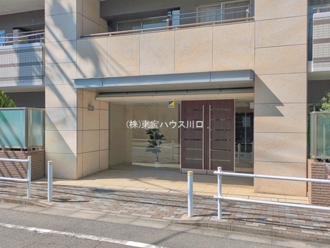 エントランス（外）
