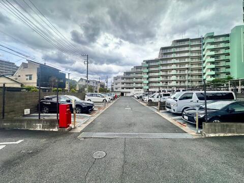 大切なのはお家だけではありません。大きなお買い物ですので、少しでも未来に向けてご安心いただく為に、住宅ローンなどのご説明もわかりやすくご案内しております。お気軽にご相談ください。