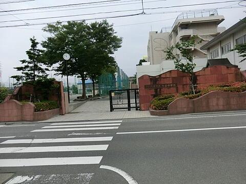 さいたま市立内谷中学校まで約800m