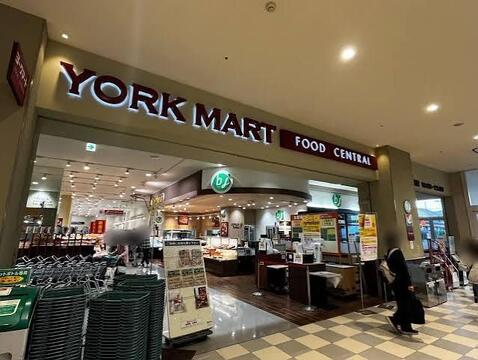 ヨークマートフードセントラルララガーデン川口店まで約210m