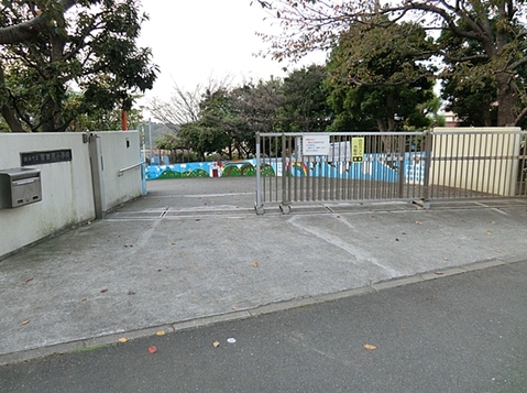 横浜市立南舞岡小学校まで約1000m