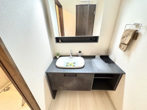 ※画像は実際の写真をもとに、家具・調度品の配置例をCG合成したもので、家具等は販売価格に含まれません。