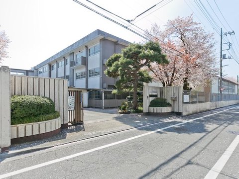 八王子市立川口中学校まで約1100m