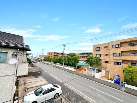 高い建物もないので、バルコニーからの眺望も良好です