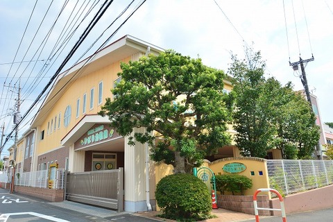 ひばり幼稚園まで約750m