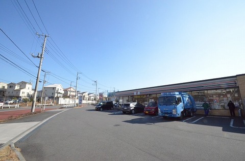 セブンイレブン　町田小山ヶ丘6丁目店　距離約60m