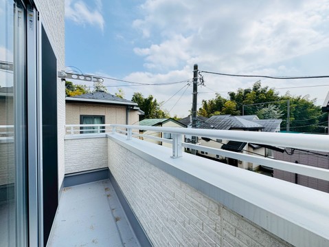 日当たりが良く、晴れの日のお洗濯も楽しみになりますね