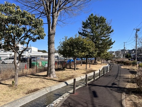 成瀬クリーンセンターテニスコート　距離約1500m