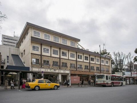 JR中央本線・総武線「三鷹」駅　距離約3700m