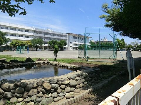 府中市立矢崎小学校　距離約600m