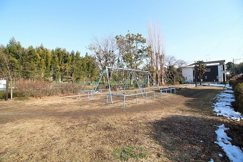 恩廻公園　距離約1200m