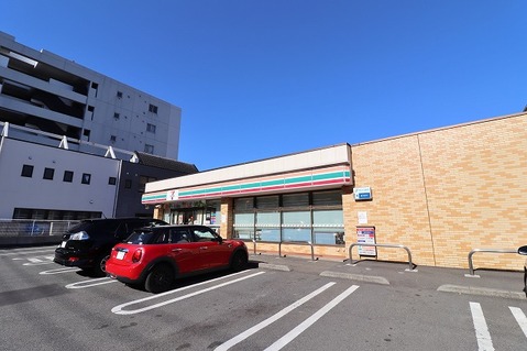 セブンイレブン　横浜葛が谷店　距離約1200m