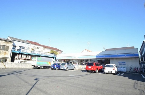 ローソン　大和深見東三丁目店まで約1300m