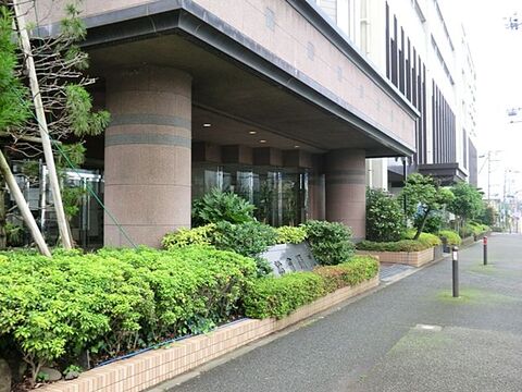 小松会病院まで約1100m