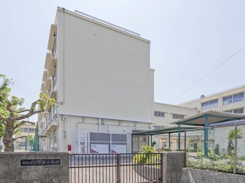 横浜市立荏田小学校まで約350m