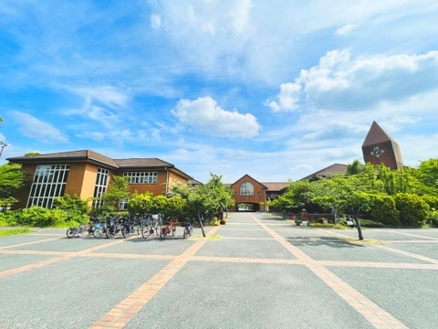 稲城市立若葉台小学校　距離約1300m