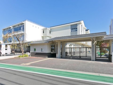 日野市立日野第一中学校　距離約270m