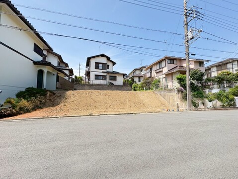 カラーモニター付インターホンで、安心のセキュリティシステム