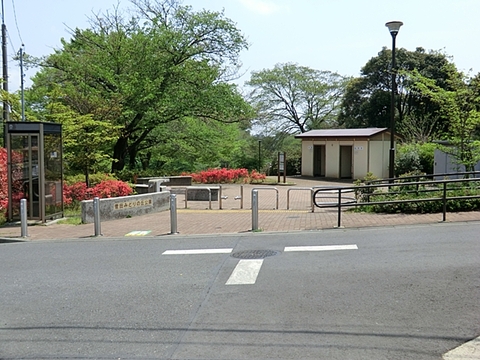 菅田みどりの丘公園まで約700m