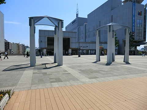 横浜市営地下鉄グリーンライン・ブルーライン「センター北」駅　距離約1120m