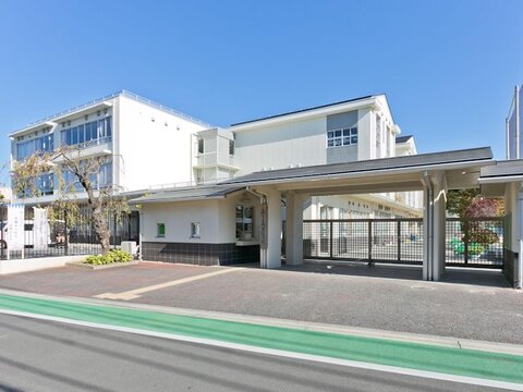 日野市立日野第一中学校　距離約1200m