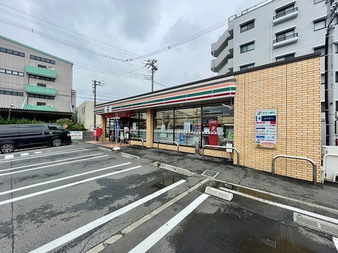 セブンイレブン　大和下鶴間2丁目店まで約600m