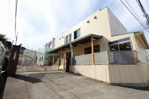 東京音楽学院長沼幼稚園　距離約1200m