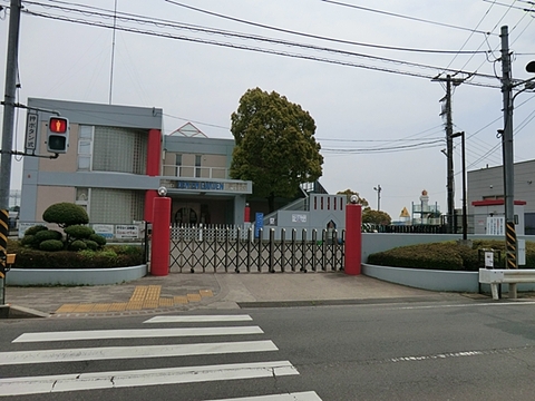 厚木田園幼稚園　距離約400m