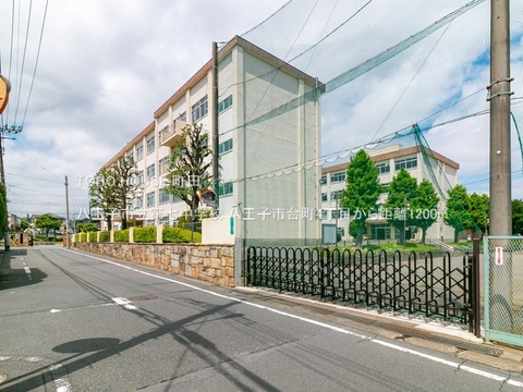 八王子市立第七中学校 1200m