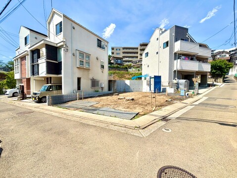 浴室暖房乾燥機を完備し、雨天時のお洗濯も安心の浴室設備
