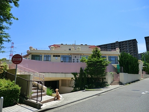 横浜・モンテッソーリ幼稚園　距離約850m