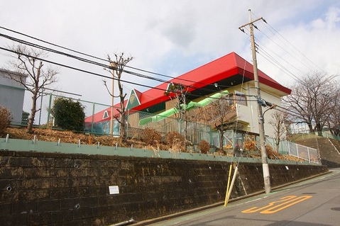 成瀬台幼稚園　距離約650m