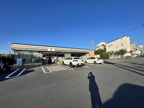 セブンイレブン　藤沢藤が岡店まで約1000m