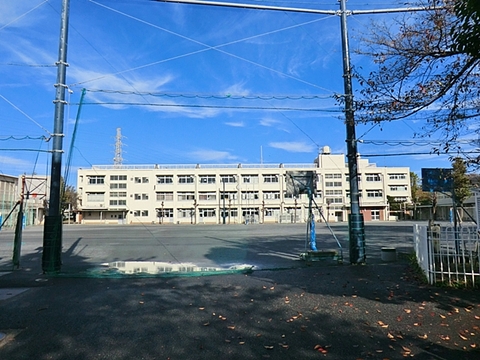 横浜市立原小学校まで約1600m