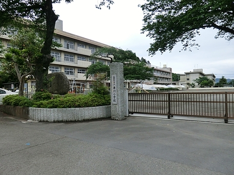 相模原市立串川小学校　距離約500m